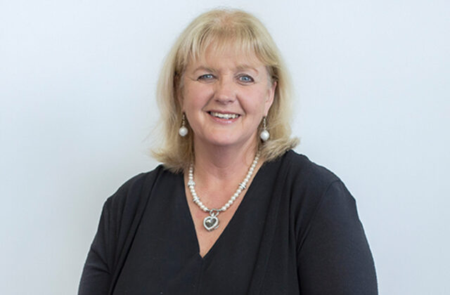 Ruth-Cobb Ruth-Cobb